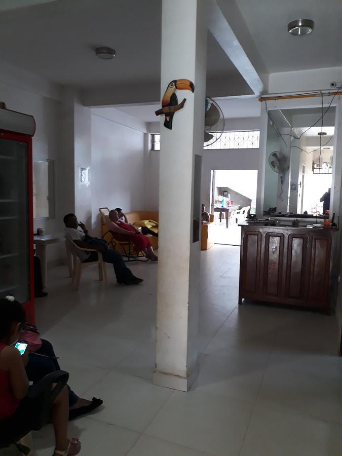 Hotel Alma Trinidad Bagian luar foto